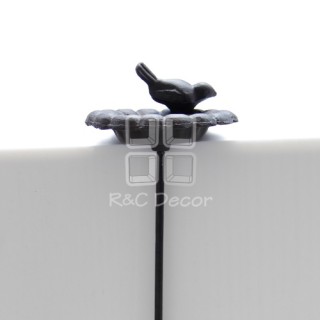 (EDI0056) Casted Iron Bird Feeder Stake